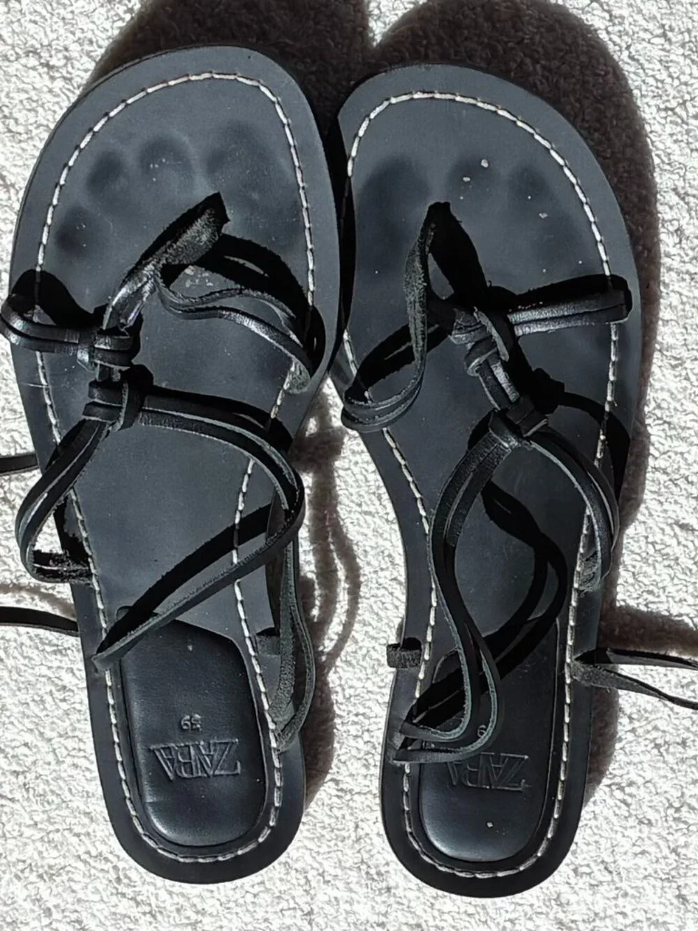 Zara Black Flat Strappy Gladiator Sandals - Picture 3 of 9